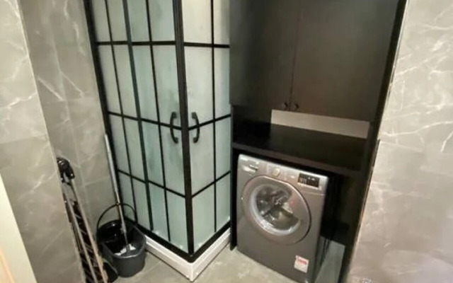 1 1 Balcony Deluxe Apart - Near Mall of Istanbul