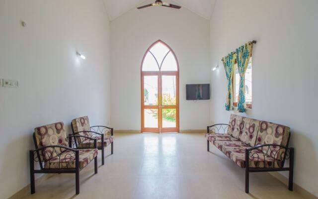 OYO 13634 Home Pool Side 2BHK Siolim