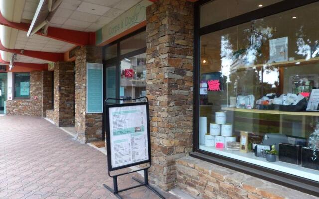 Appartement Le Lavandou, 2 pièces, 4 personnes - FR-1-308-127