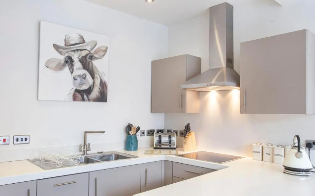 The King's- Gorgeous City Centre Apartment