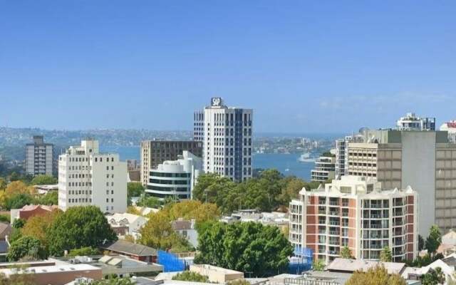 Crows Nest Family Apartment