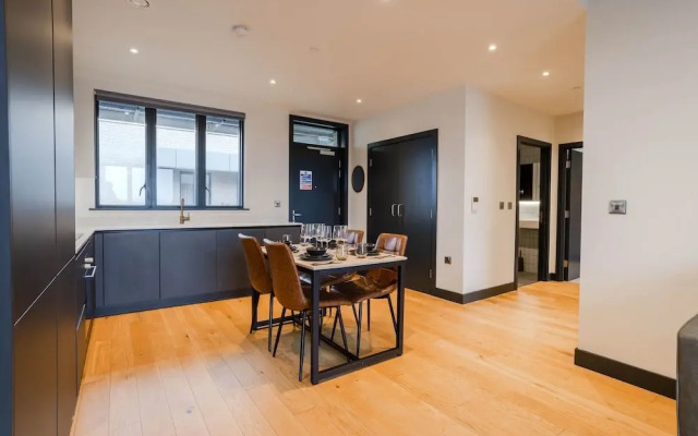 Marron Suite 2BR City Walks