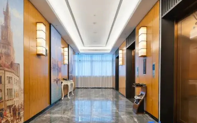 Vienna International Hotel (Fu'an Building Store, Danzhou)
