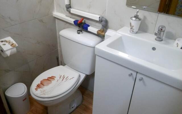 Apartment With one Bedroom in Arona, With Wifi