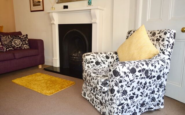 Cosy 1 Bedroom In Central Location