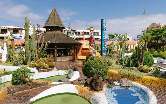 Parque Santiago Iii And Iv