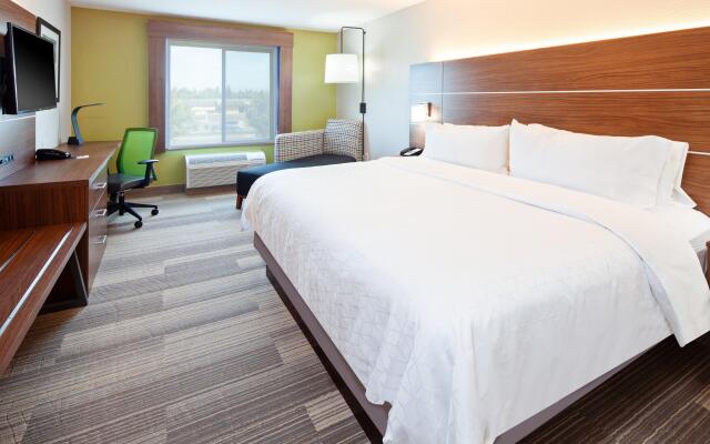 Holiday Inn Express & Suites Clovis-Fresno Area by IHG