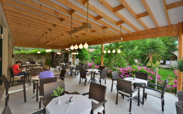 Agrilia Hotel - Adults Only