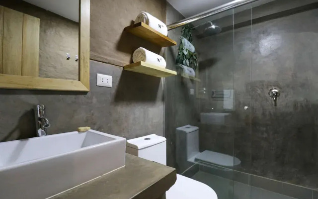 w Majestic 3BR House in Villa Sagrado