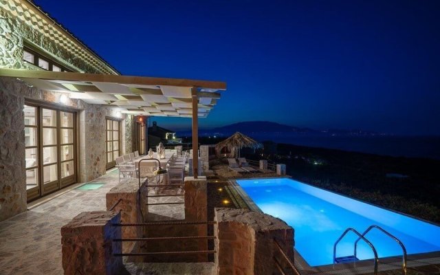 Luxury Zakynthos Villa Moore Villa 8 Guests - 4 Bed Agios Nikolaos