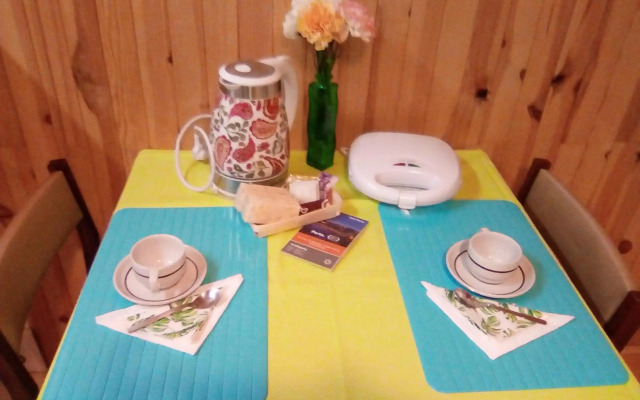 Metro Casa Música Apartments and Rooms