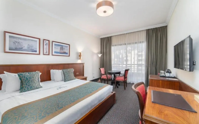 Madisson Hotel