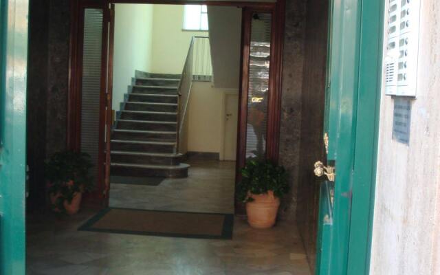 Chroma Apt Marconi
