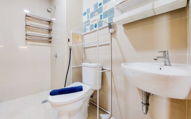 Fancy And Strategic Studio Apartment At B Residence