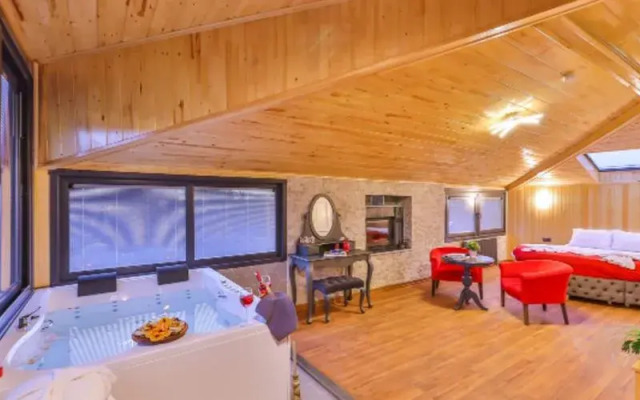 Agva Pieria Luxury Hotel