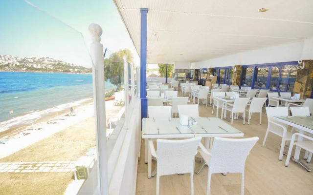 Ladonia Hotels Luna Beach Resort
