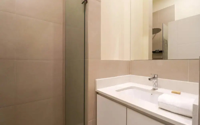 w Beautiful 2BR w Terrace Near Kennedy Park