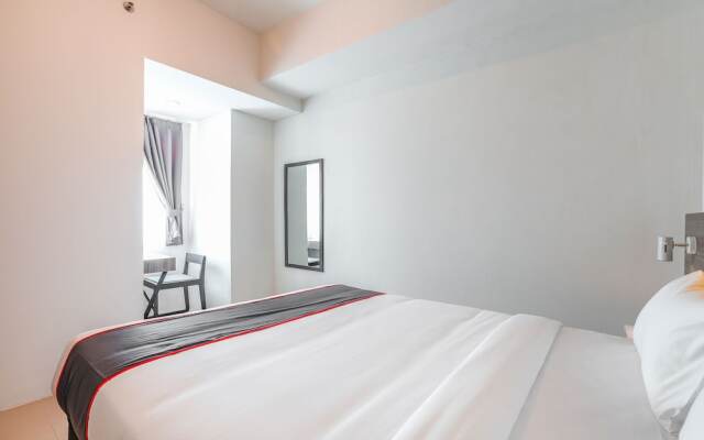 Vittoria Residence by OYO Rooms