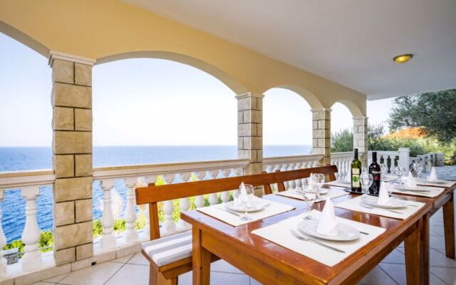 House Borovina Cala Tuent 26678