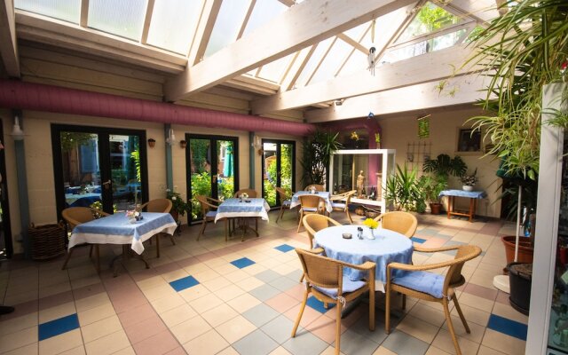 Hotel Restaurant Kaiserstuehler Hof