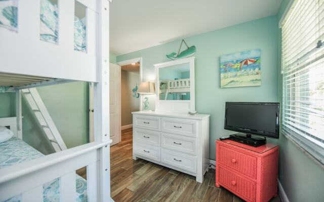 Blue Lagoon by SKLRP