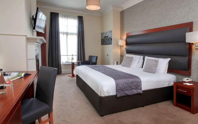 Lion Hotel