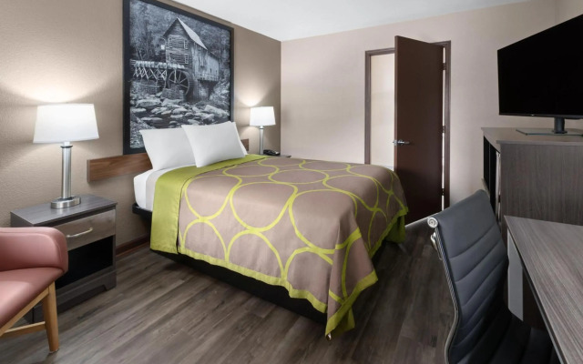 Super 8 by Wyndham Bridgeport/Clarksburg Area
