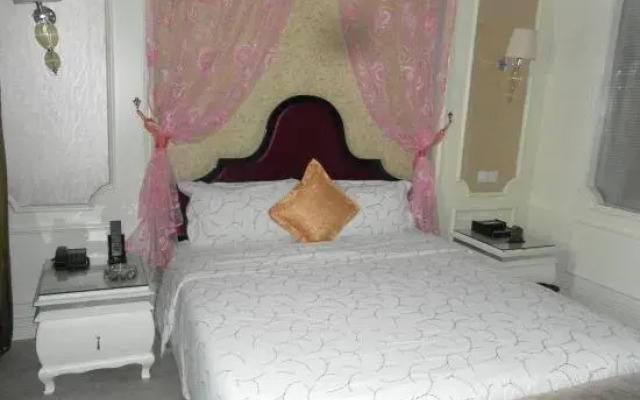 Jin'an Business Hotel