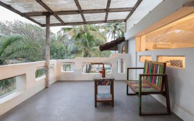 SaffronStays Casa Blanca