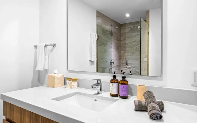 3BR with Private Pool on the Ocean