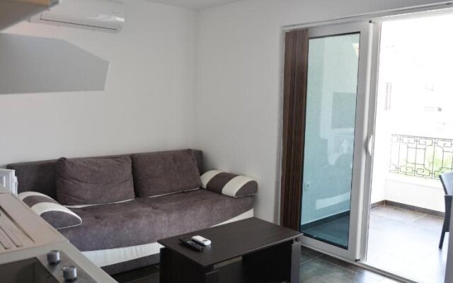 Zoran Apartments