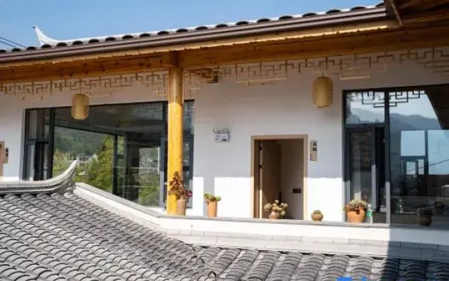 LeXiang Spring Whisper