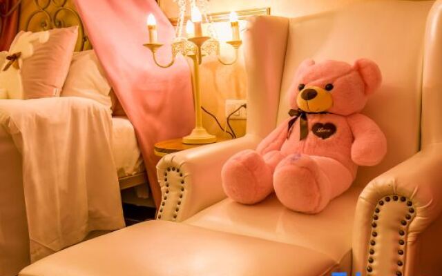 Zhuxing Boutique Theme Hotel
