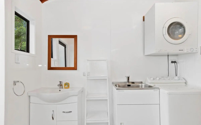 Riverview Retreat - Cooks Beach Holiday Home