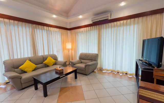 Kata Pool Apartments