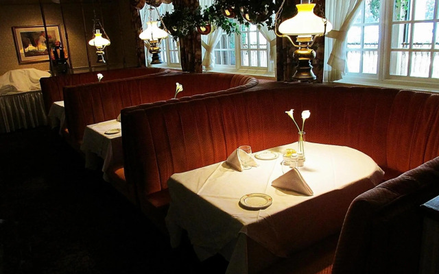 Fredericton Inn