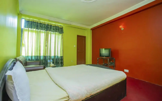 SPOT ON 425 A-one Hotel