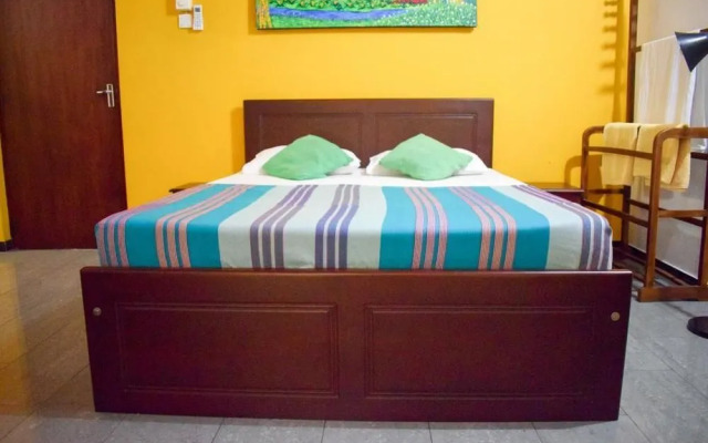 Yoho Sri Sunandarama Road