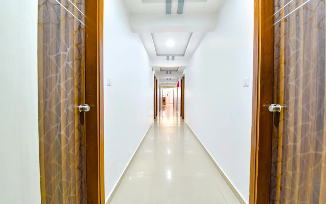 Hotel Gold Leaf,Ahmedabad