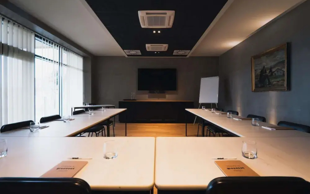 Greet Hotel Cernay Mulhouse