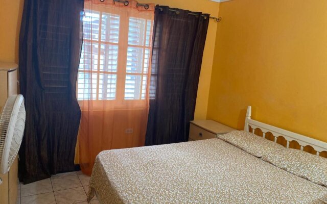 Finest Accommodation Renfrew Place 4-12 Renfrew Rd Apt # 15 New Kinston Jamaica