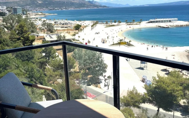 Stella's beachfront aparthotel
