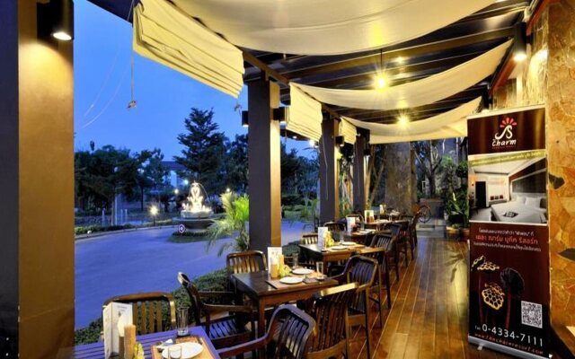 The Charm Boutique Resort & Hotel