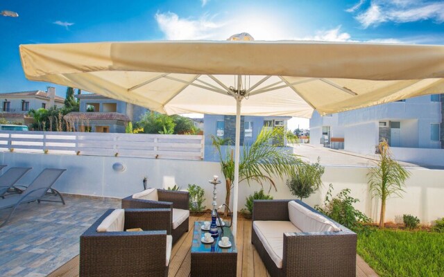 Cyprus Villa Pearl 14 Gold