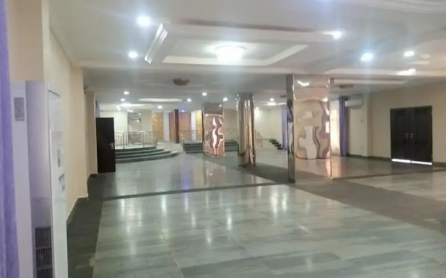 One World Luxury Hotel