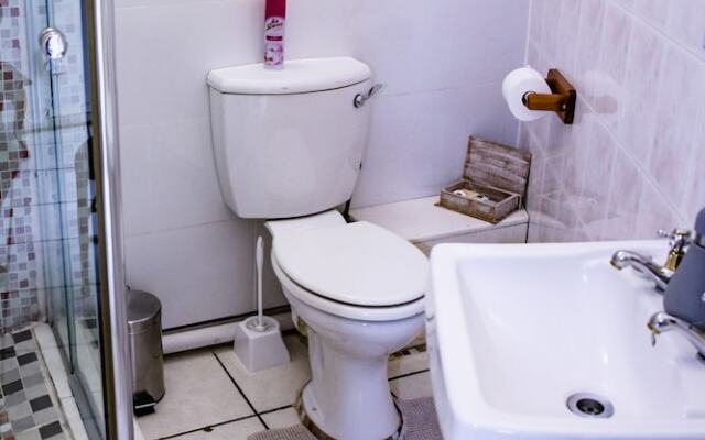 Woodpecker Guesthouse