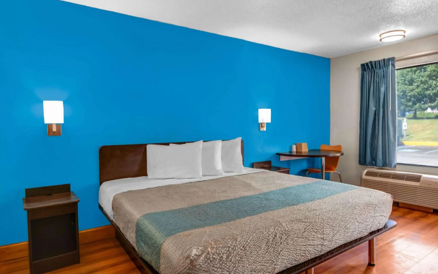 Motel 6 Atlanta GA