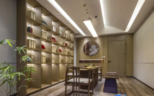 Pingdingshan Pingfa Maison New Century Hotel