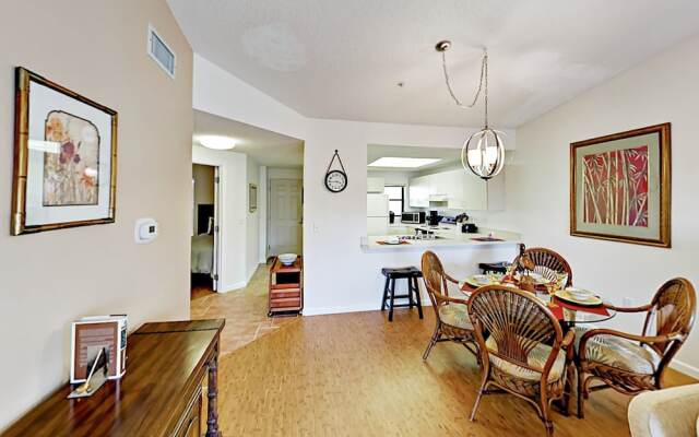 Beach-Themed #F32 - 2 Br Condo