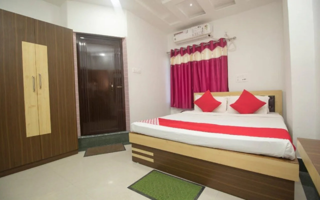 Mahalaxmi By OYO Rooms